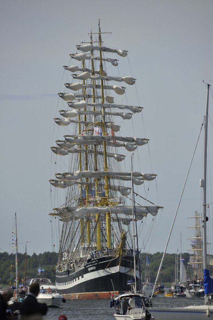 Sail 2010 (184).jpg